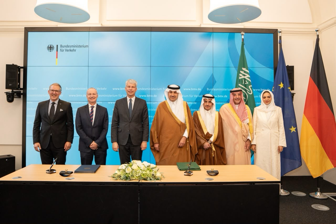 Minister of Transport and Logistic Services Concludes Official Visit to Germany